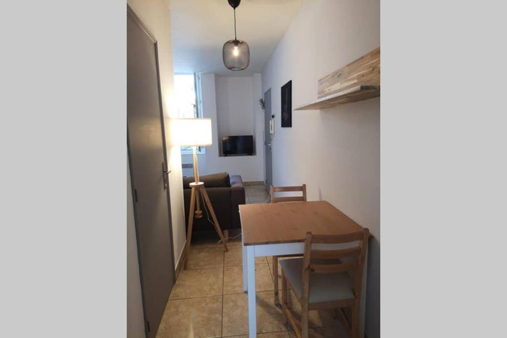 Ravissant T2 entièrement rénové à 300 m de la gare Apartamento Périgueux Exterior foto